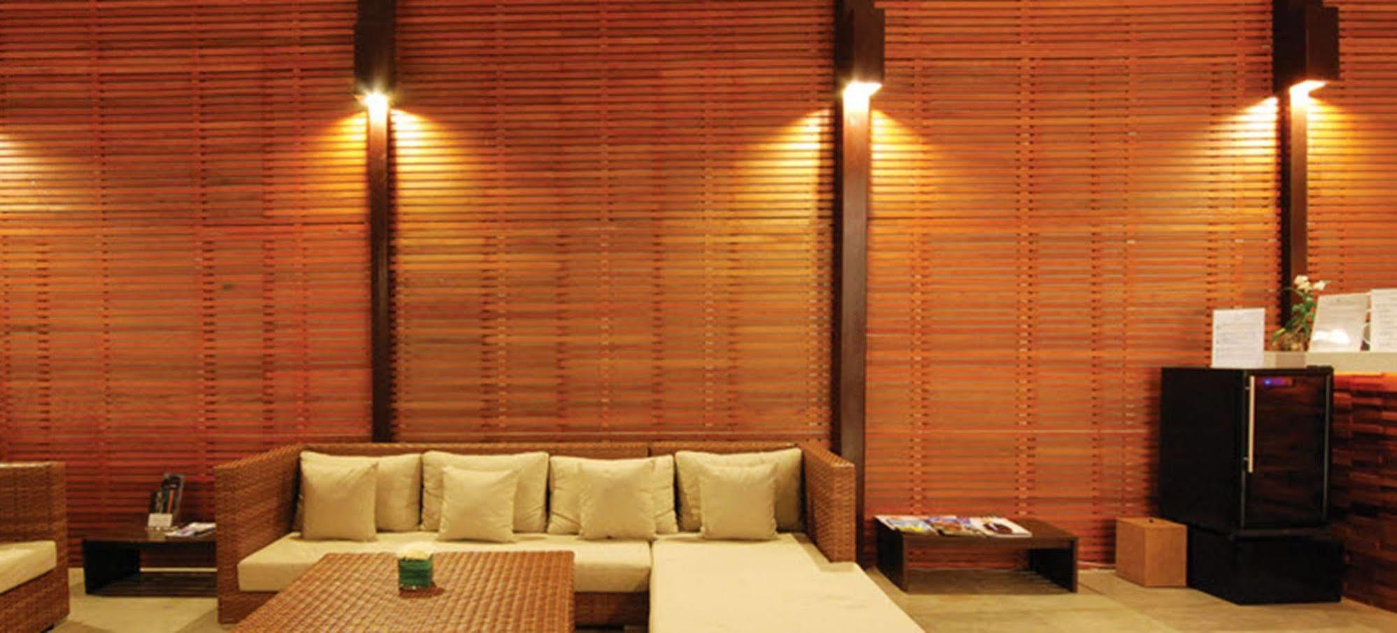 The Quarter Phuket Hotel Szurin-part Kültér fotó